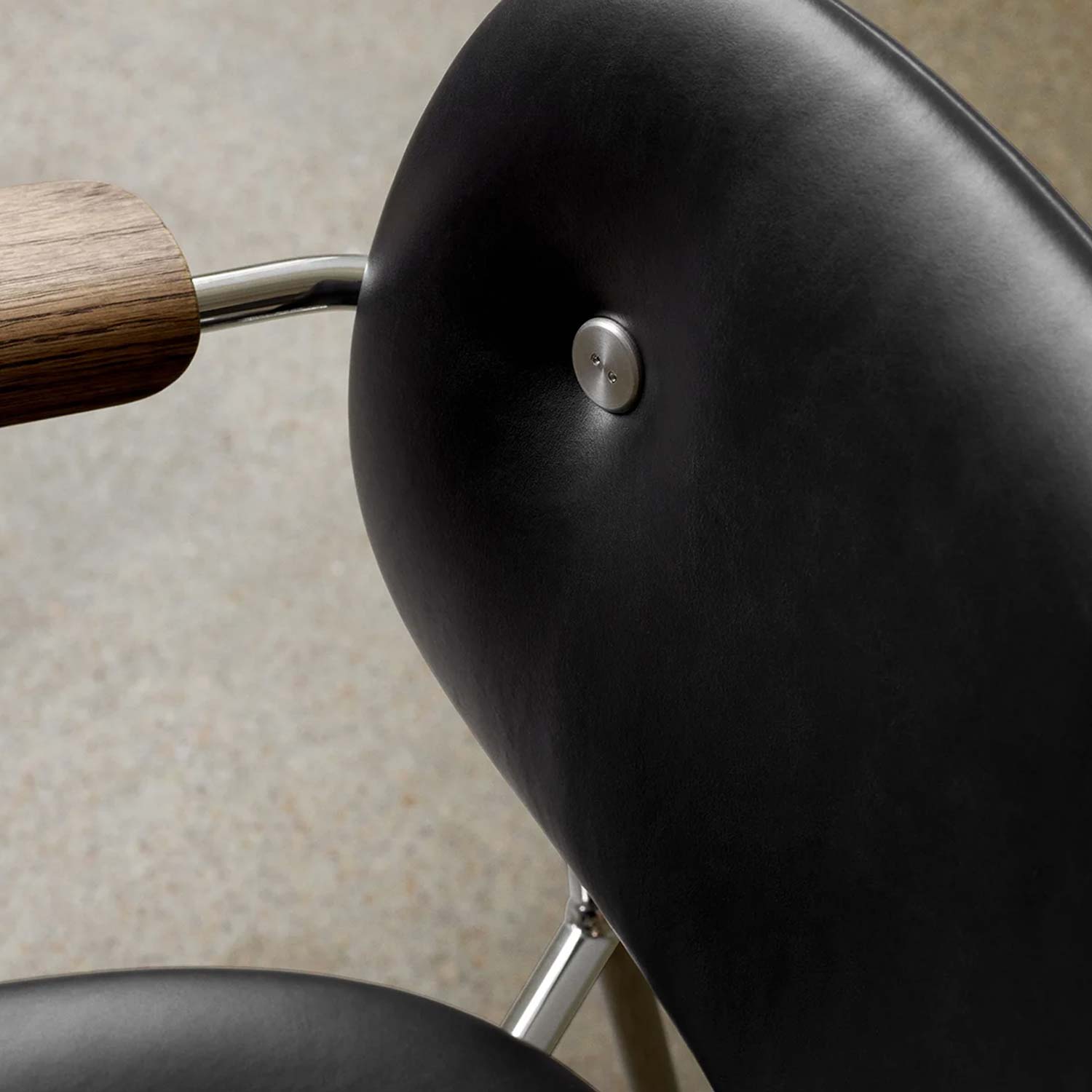 Audo - Co Dining Chair schwarz/Eiche dunkel Vollpolster 1001