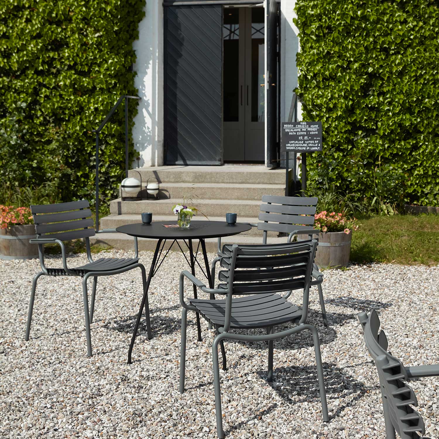 circum houe tisch 92739