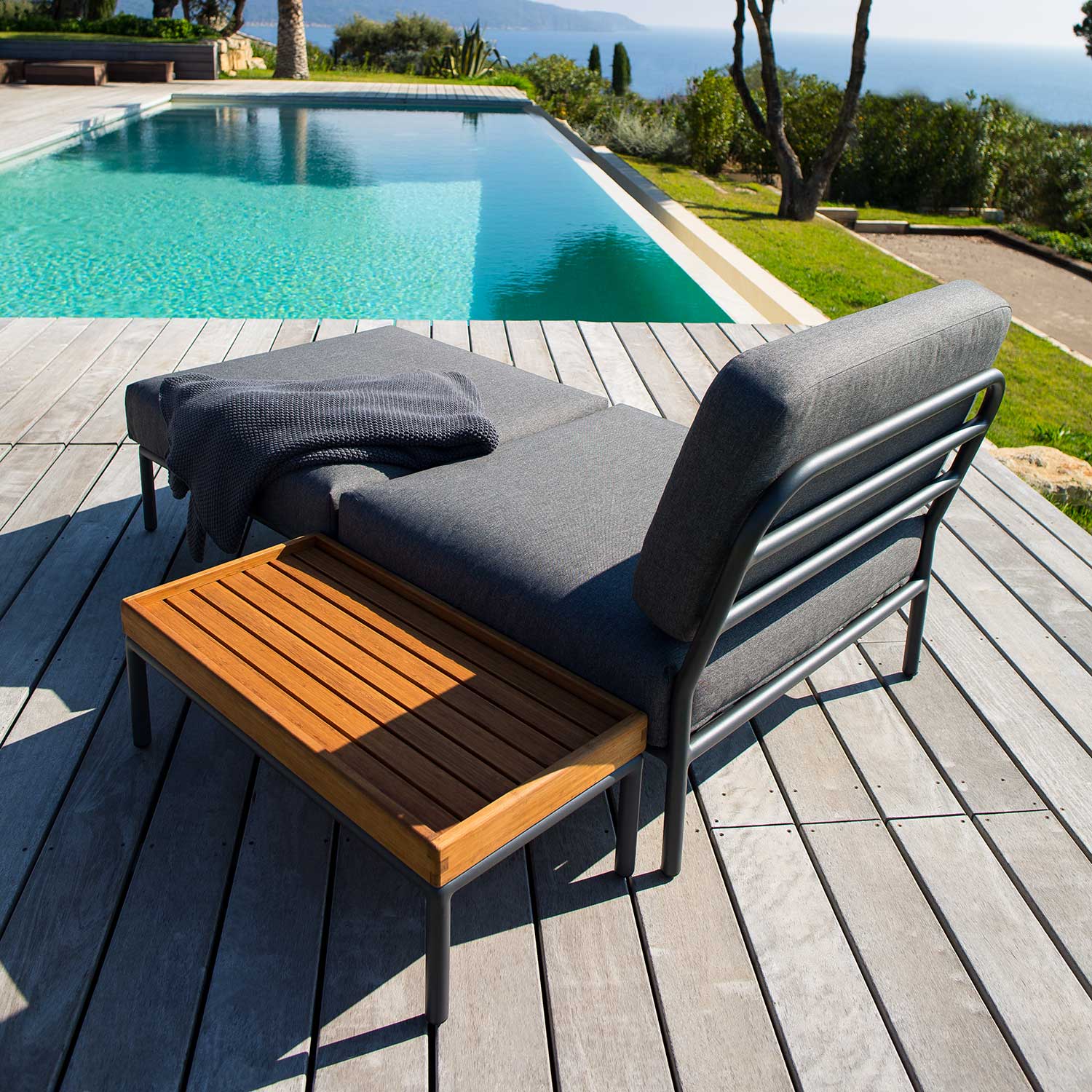 houe dark grey level sofa 93214