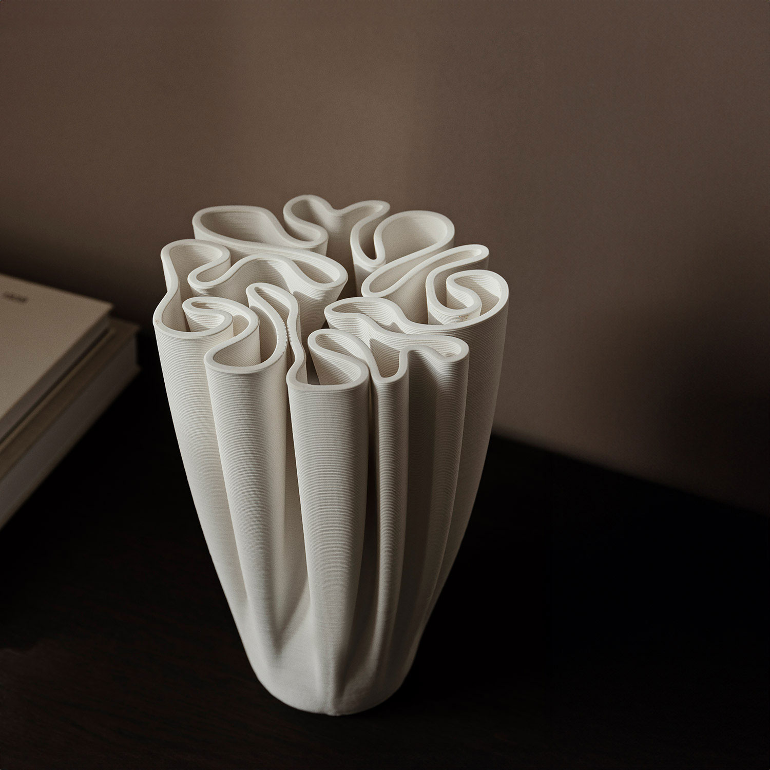 Ferm Living - Dedali Vase off-white large