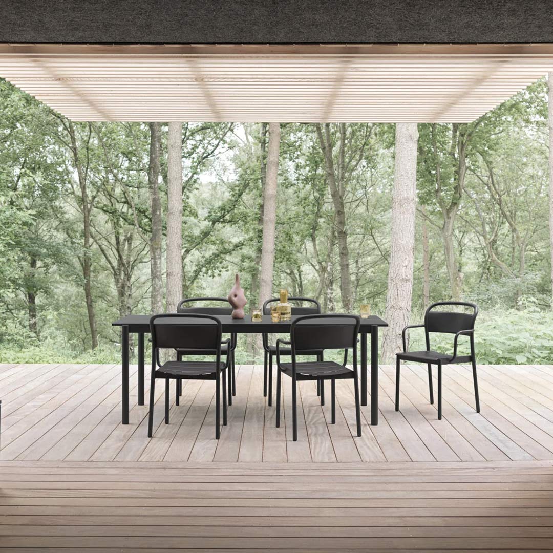 muuto linear armchair black ambiente 85905