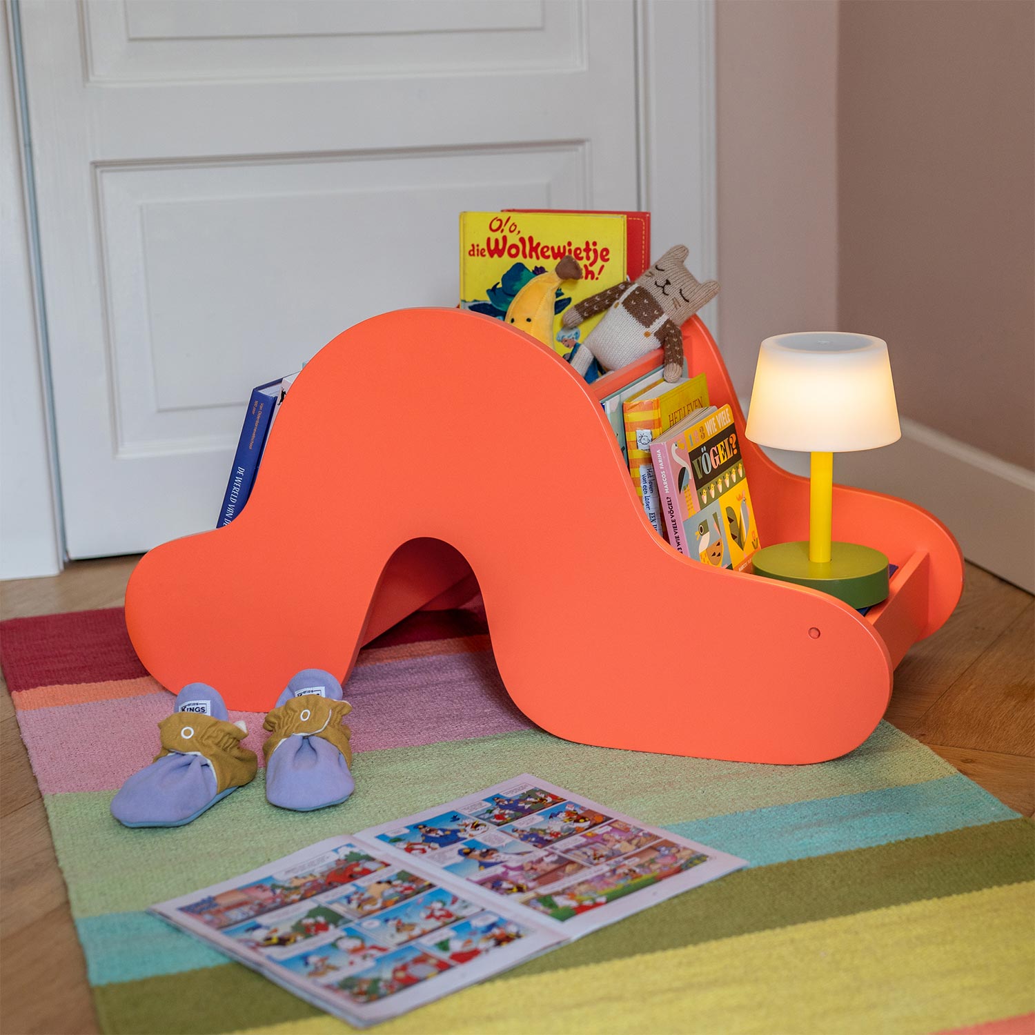 REMEMBER - Kinder Bücherregal Raupe Frieda