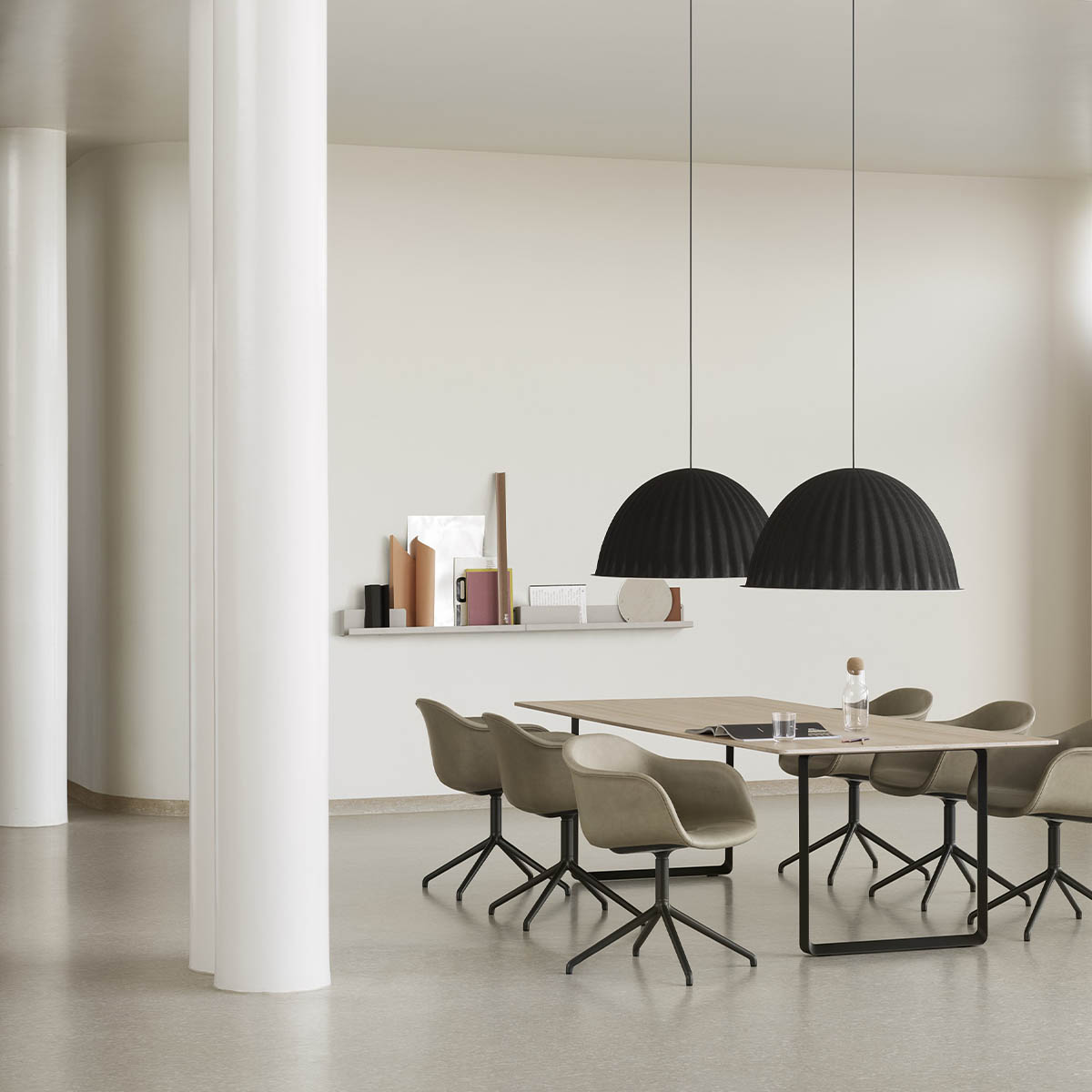 muuto 70 70 tischschwarz eiche 57383