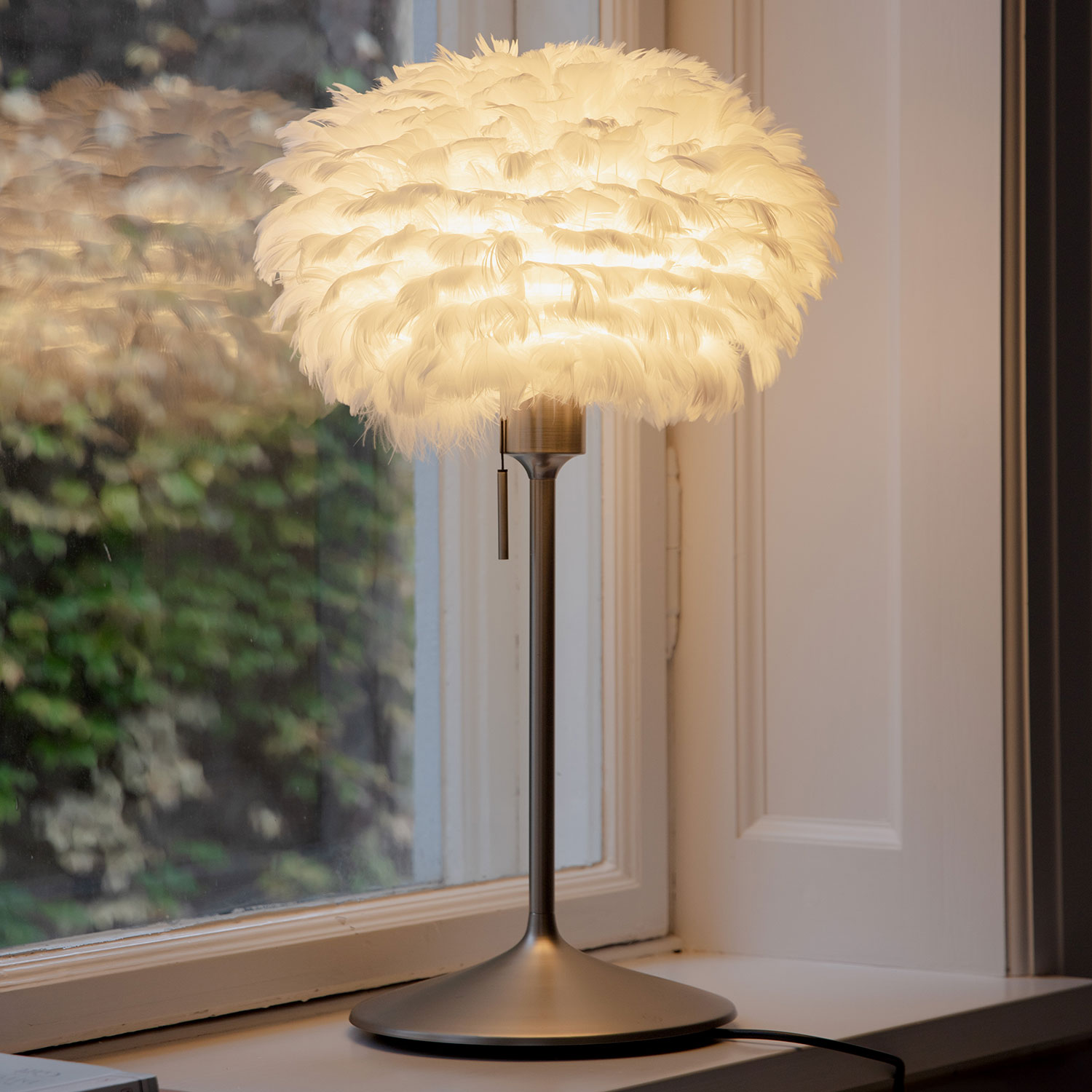 UMAGE - EOS mini weiß + Santé Tisch schwarz