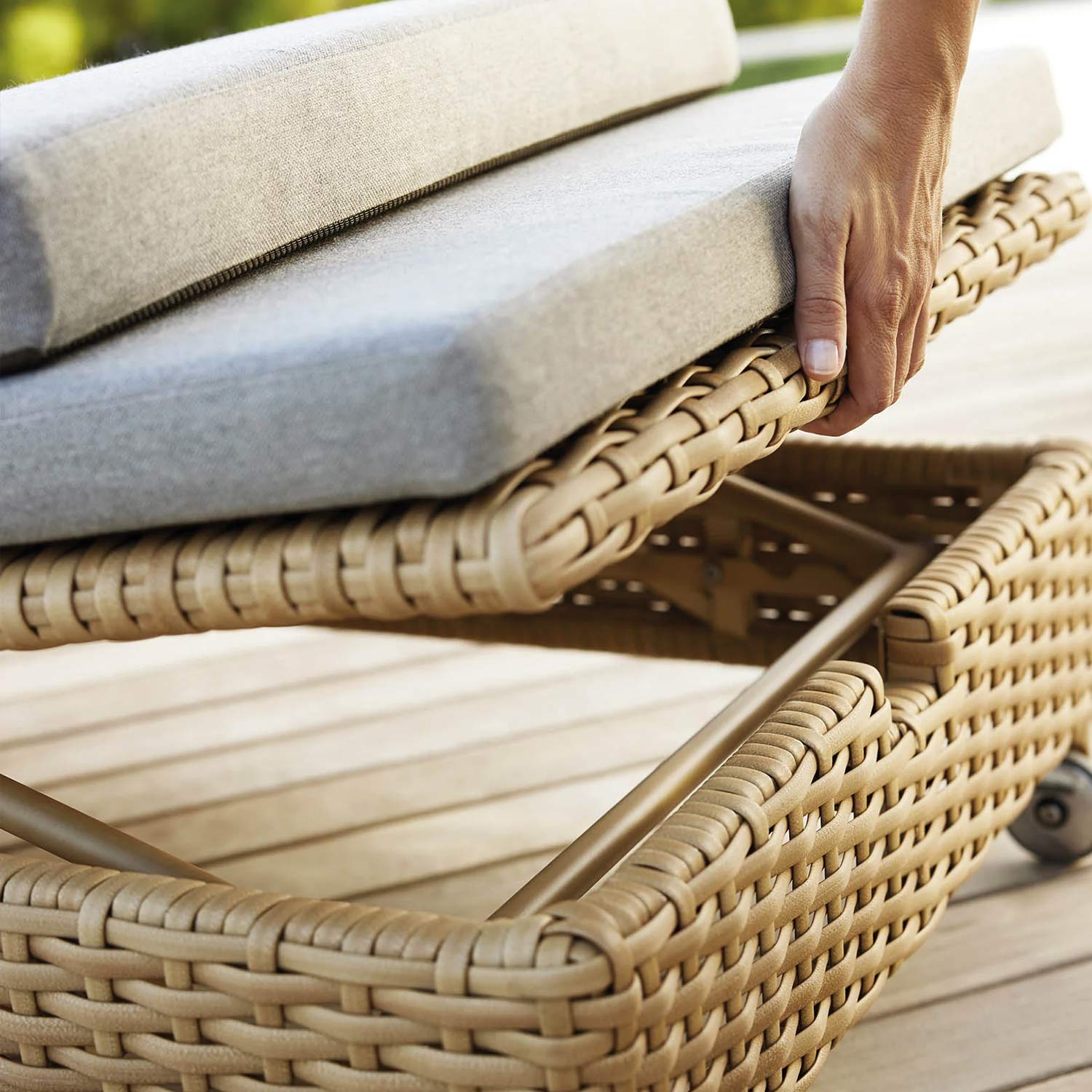 cane line rest sonnenliege natural position 89453