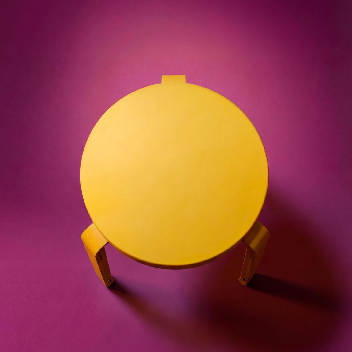 Tiptoe - Lou Hocker Chroma-Edition briochegelb