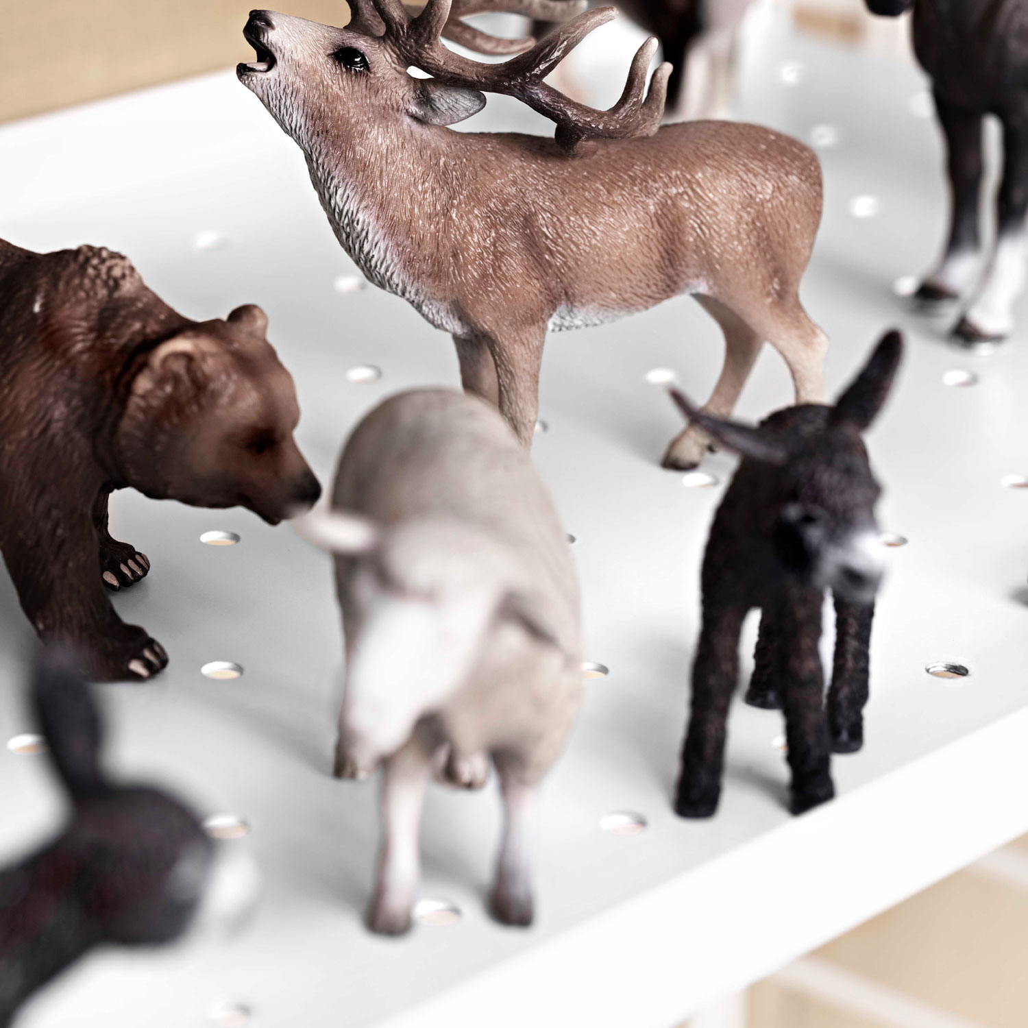 string shelf metal white 3 29882