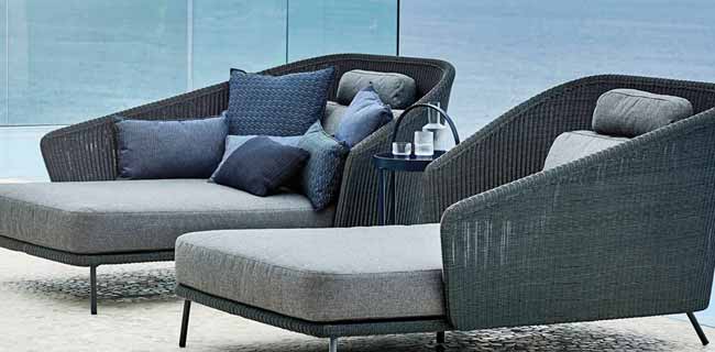 Cane-line Sofa Mega Daybed mit Meerblick
