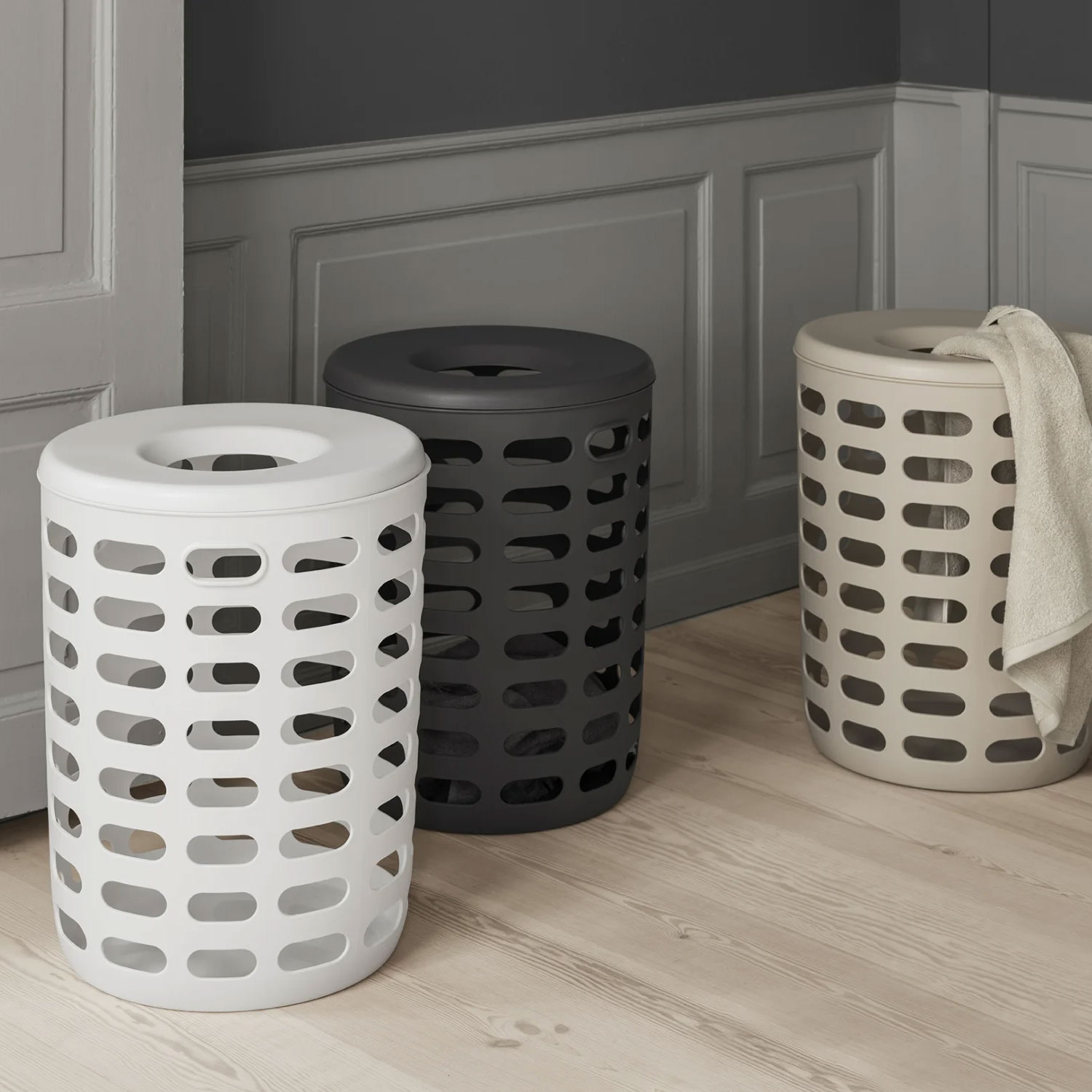 blomus - KORIE Waschesammler weiß