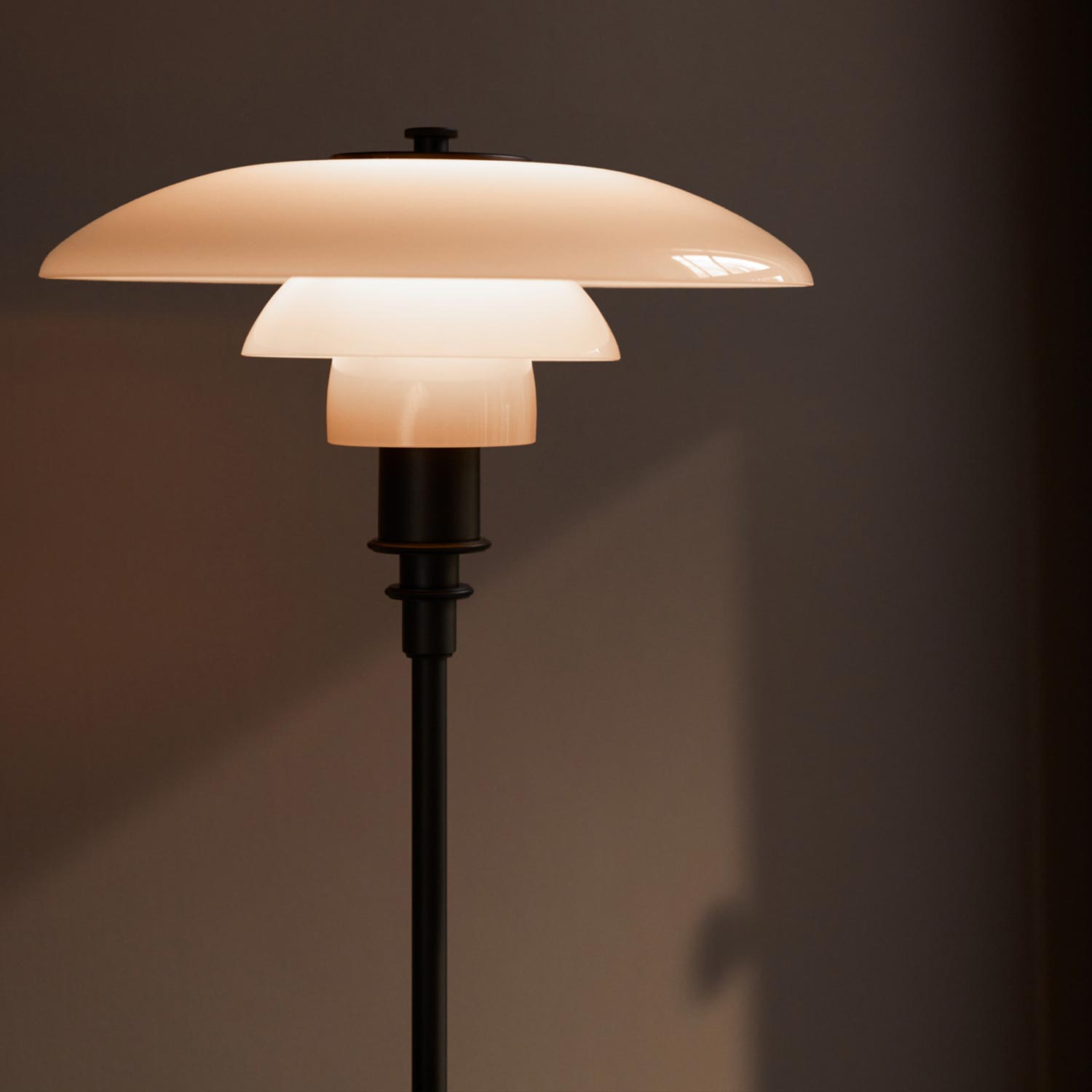 Louis Poulsen - PH 3/2 Tischlampe Limited Edition