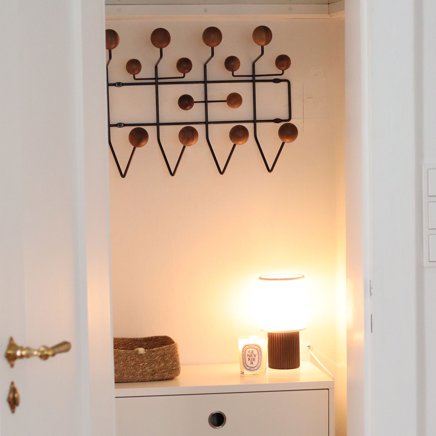 vitra hang it all garderobe string regal 75737