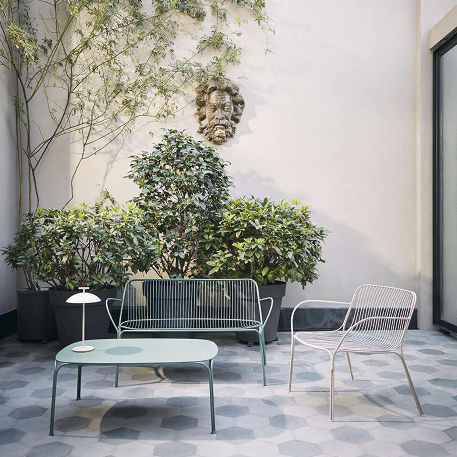 kartell mini geen a battery weiss outdoor terrasse ambiente 87506