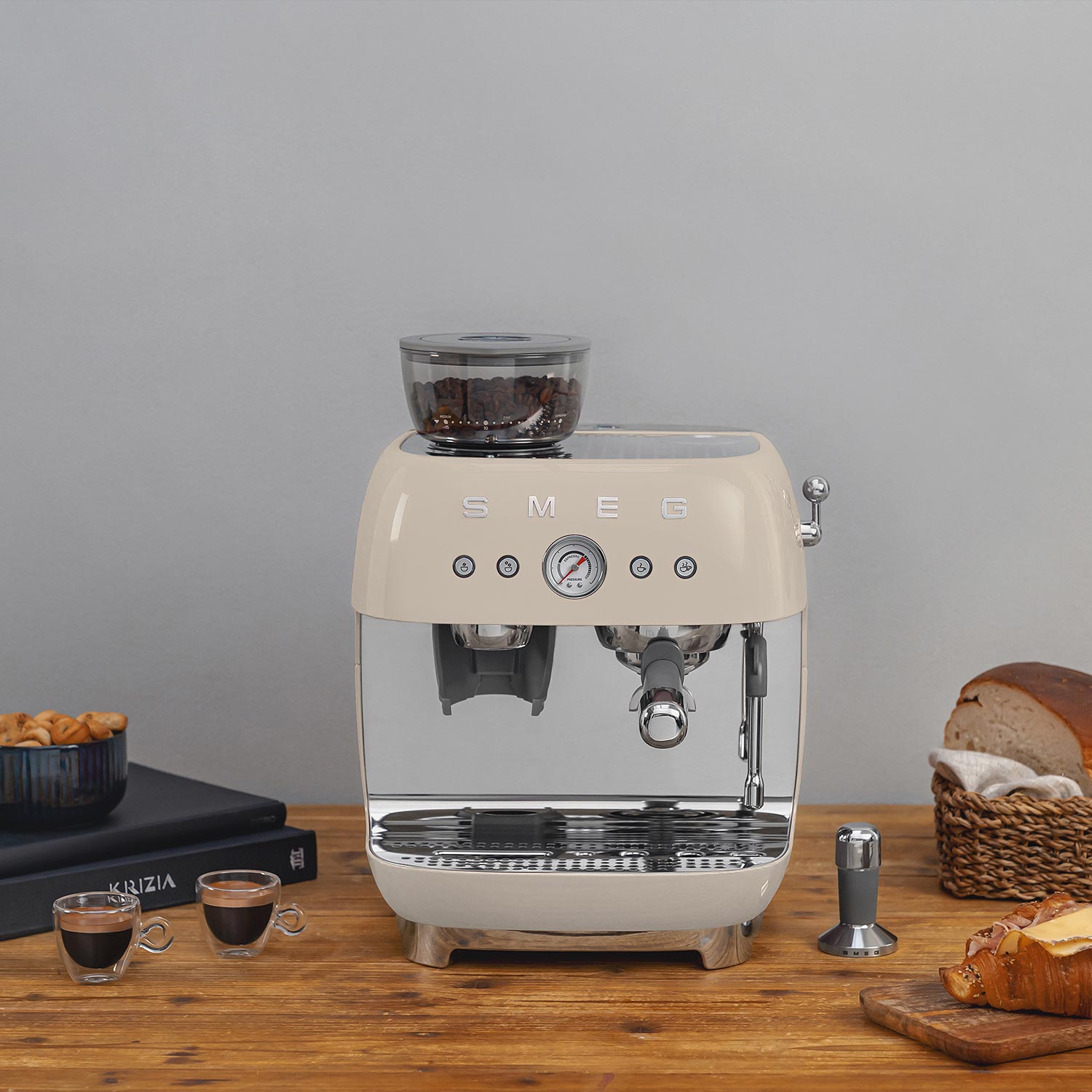 smeg egf03 siebtraeger espressomaschine creme kueche 95344