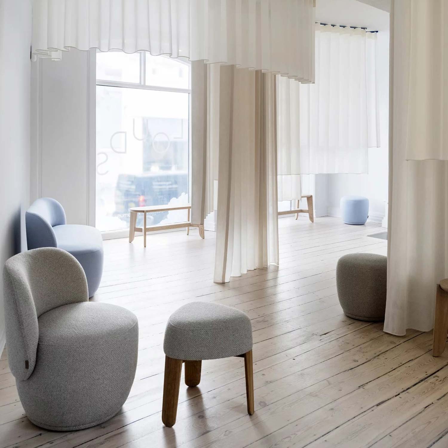 blomus koun sessel mit hocker 102610