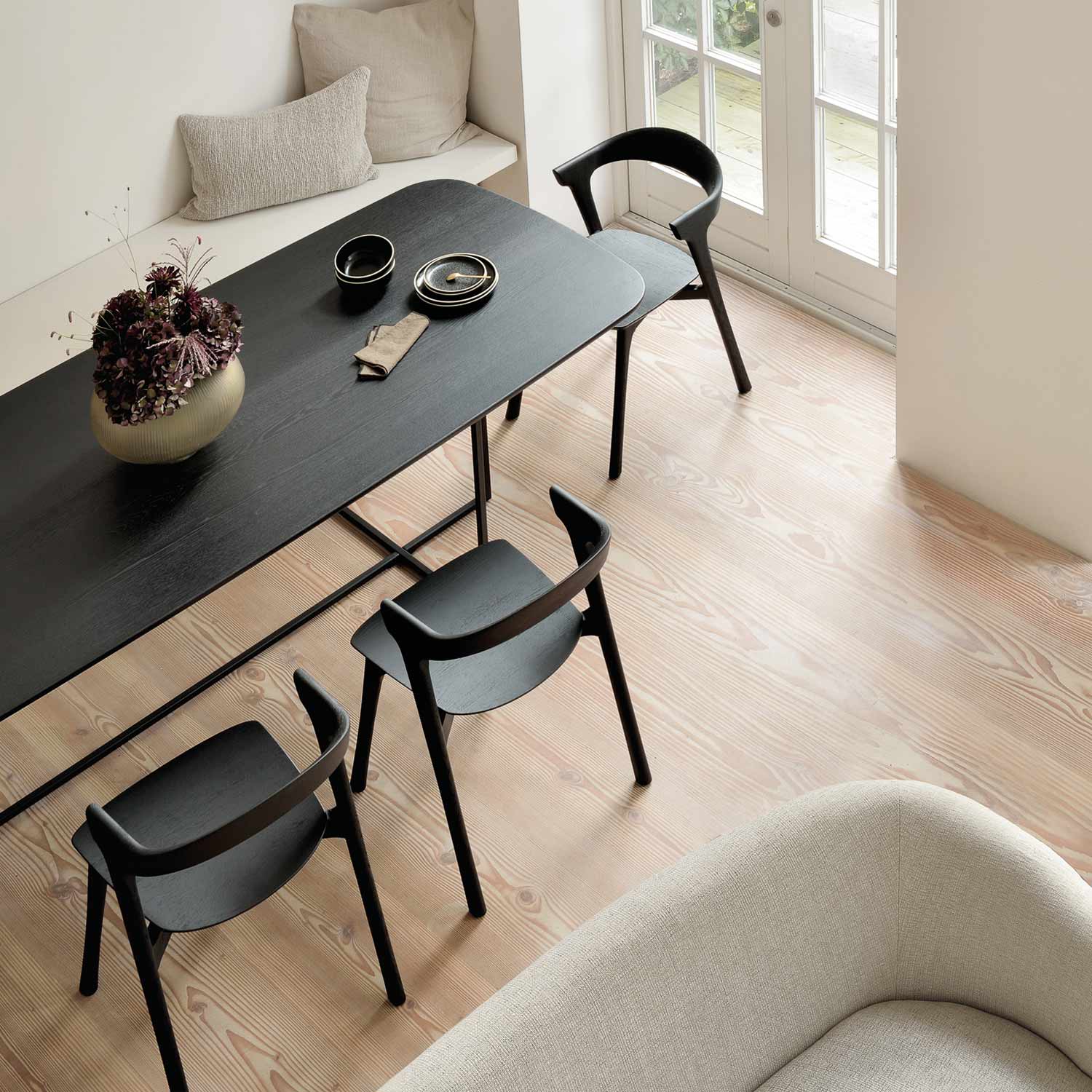 ehtnicraft bok stuhl schwarz am tisch 7 84451