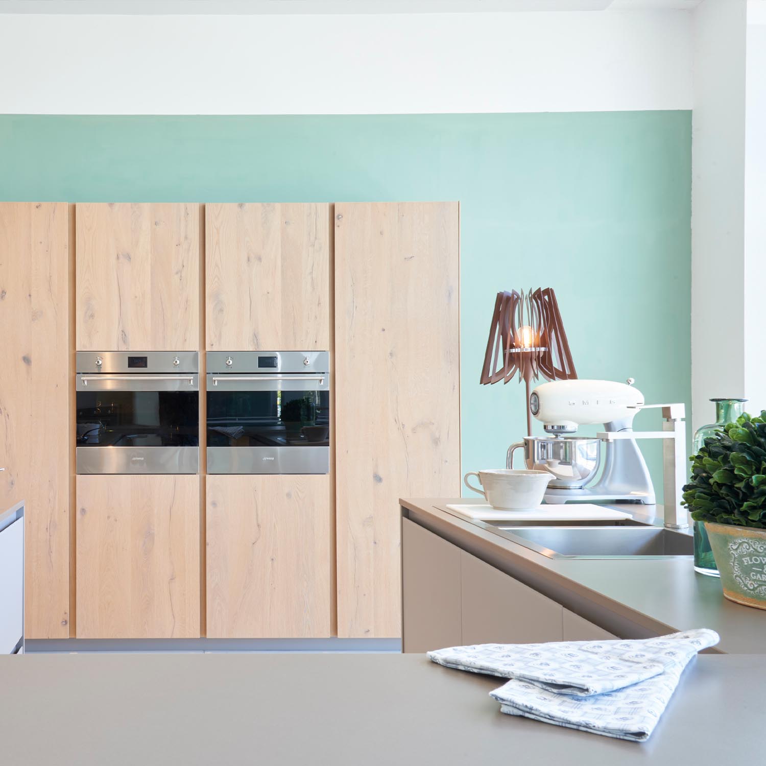 In der Kche smeg Kchenmaschine SMF02