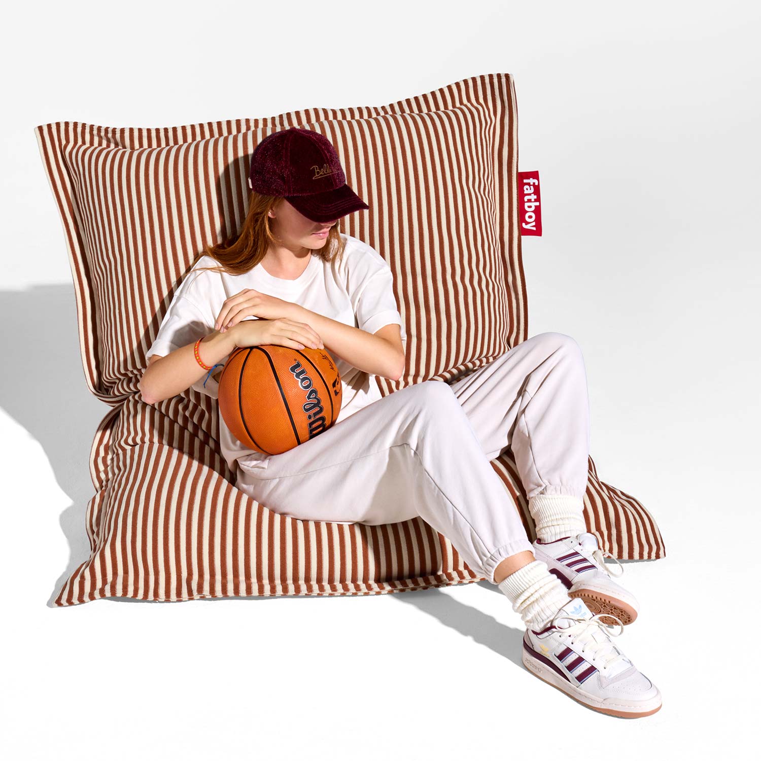 fatboy original slim terry cognac creme mit frau 105751