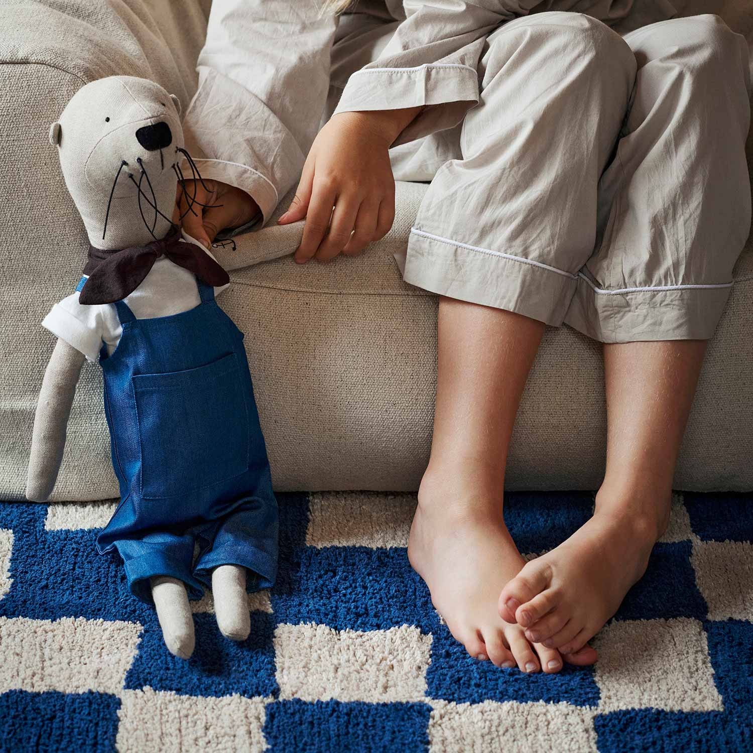 ferm living otter teddy natural kuscheltier kind 96316