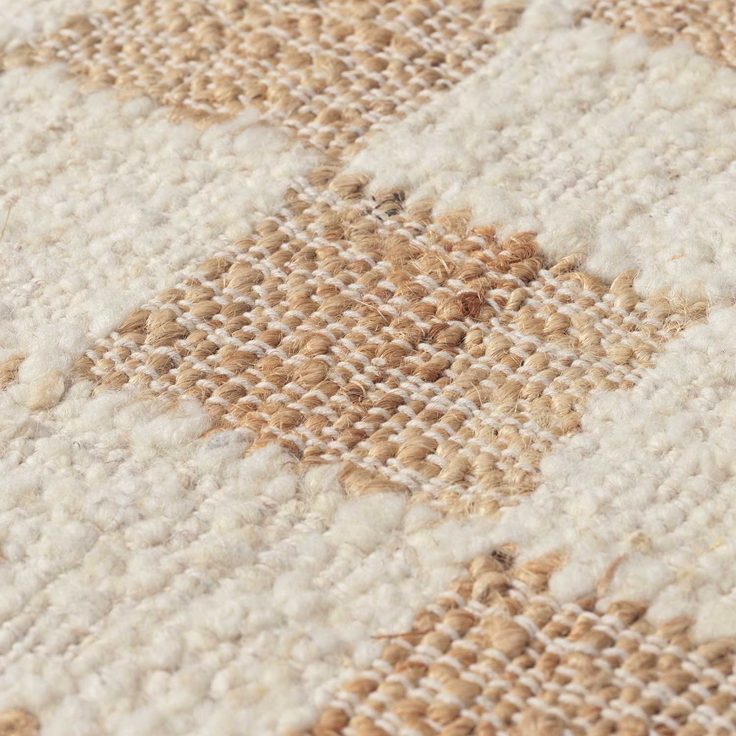 fermLIVING Check Wool Jute Teppich 200x300 Off whiteNatural Detailansicht 1104268676 101133