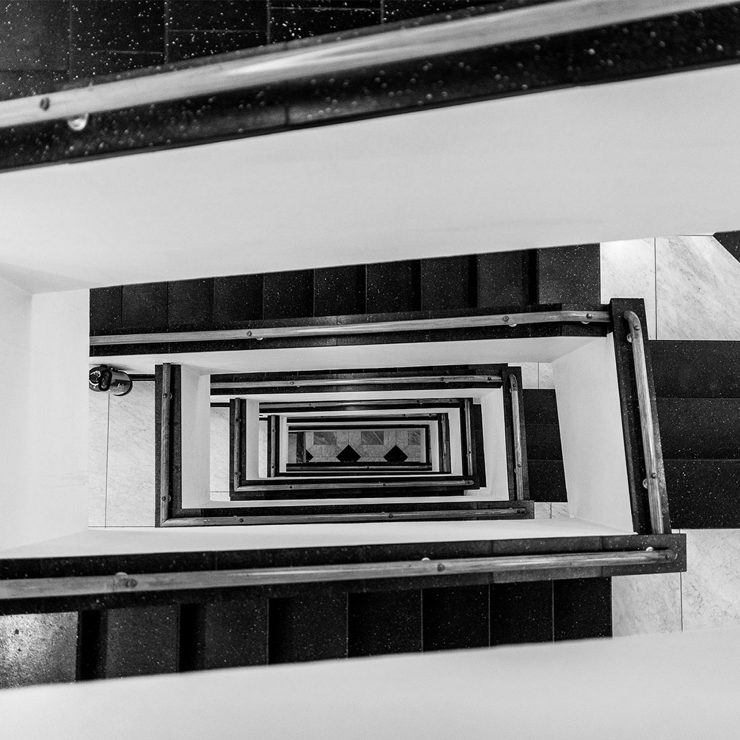 walter gropius uhr bauhaus treppe 70075