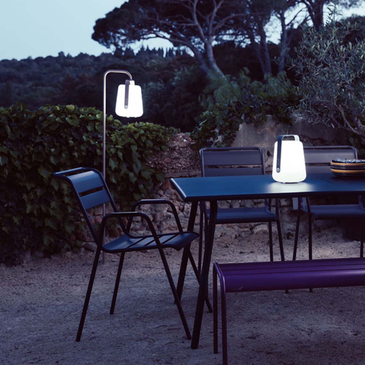 Erdspie im Sand Ambiente Balad fermob