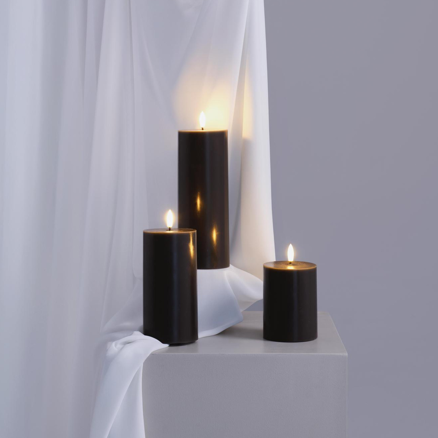 Moods&More - LED-Stumpenkerze Ø74x200mm charcoal