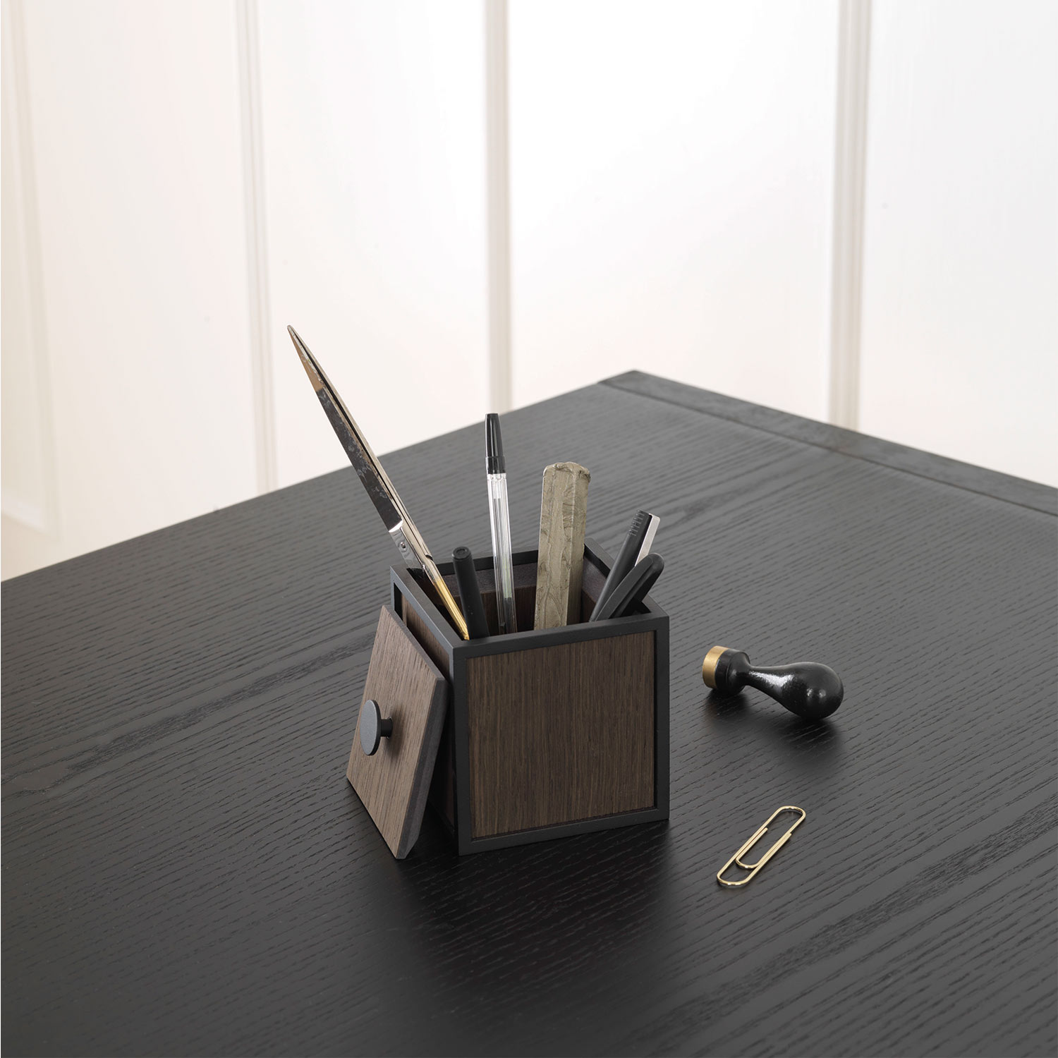 by lassen frame 10 stifthalter 79547