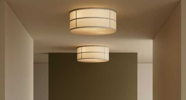 Audo Lampe Hashira Deckenleuchte an Decke im Flur