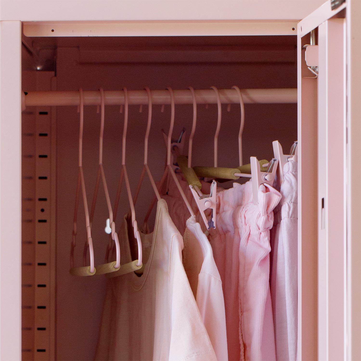 mustard made adult top hangers kleiderbuegel blush kleiderschrank 96465