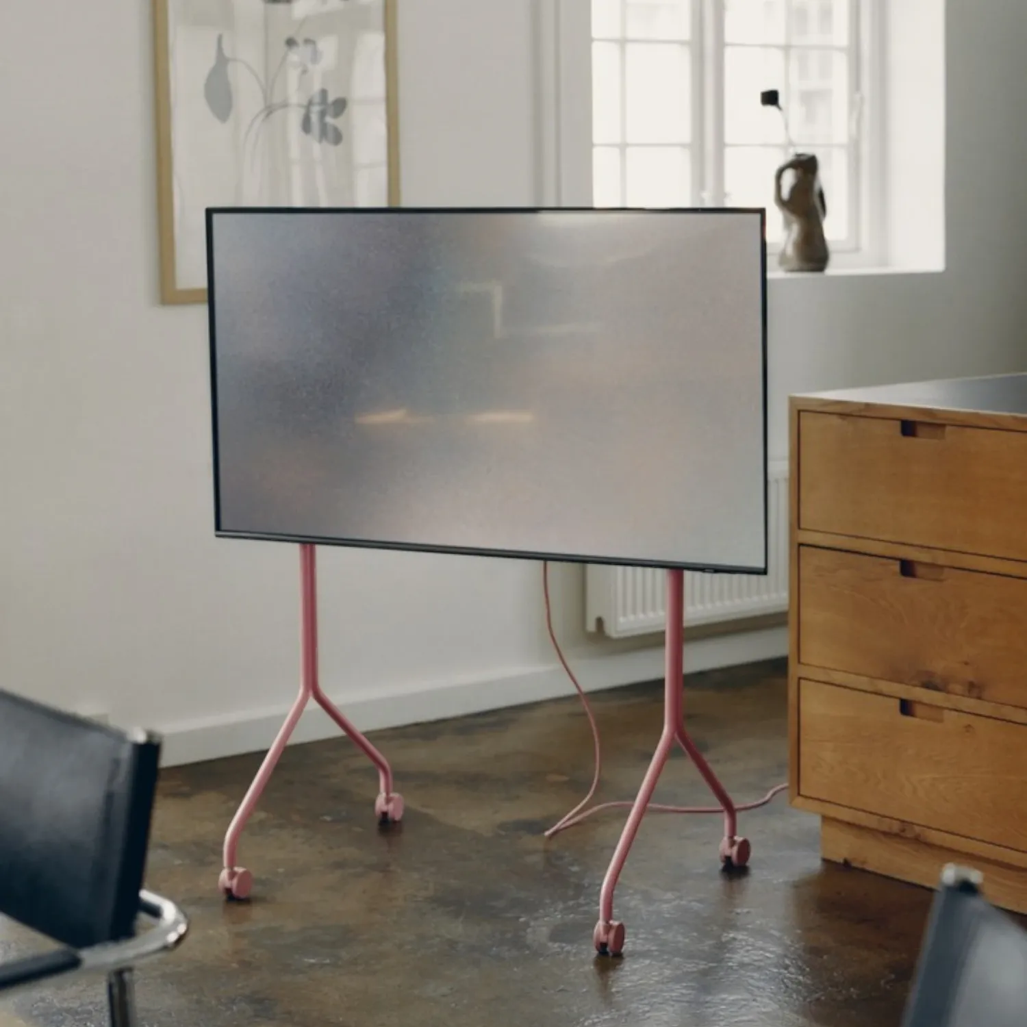 Pedestal - Moon Tall TV-Ständer chrome