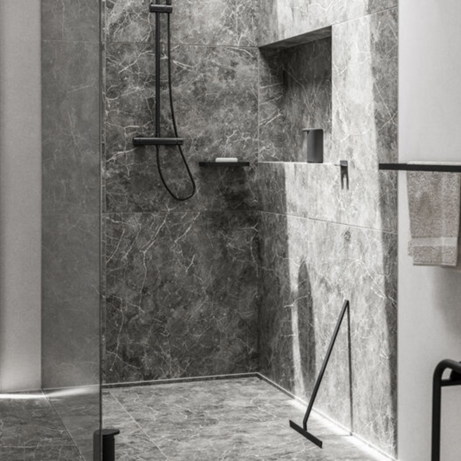 Zone Denmark Rim Duschabzieher 22 weiss Ambiente 4 104995