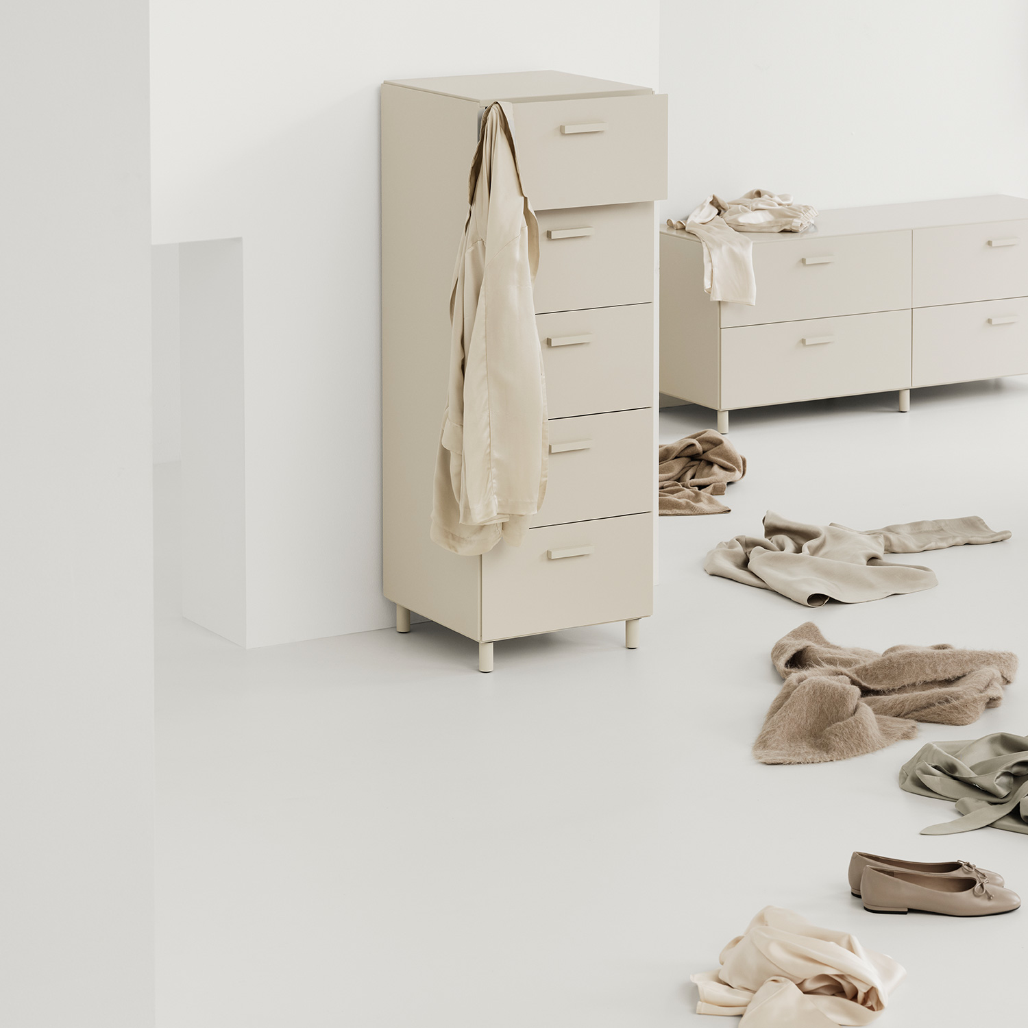 kommode string relief 99485