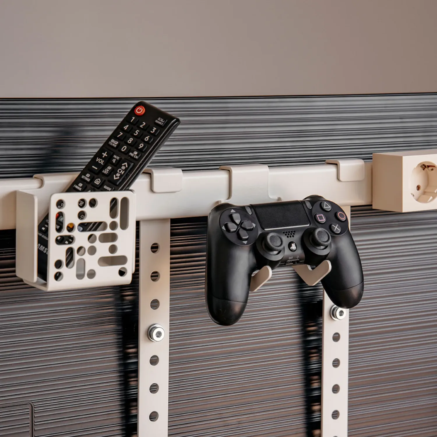 Pedestal - Remote Box Mount apricot
