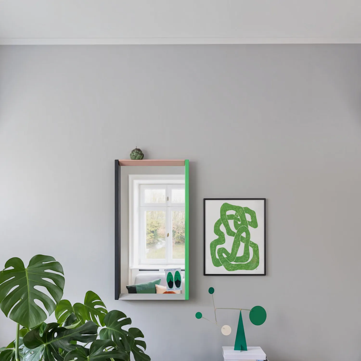 Vitra - Colour Frame Spiegel grün/pink medium