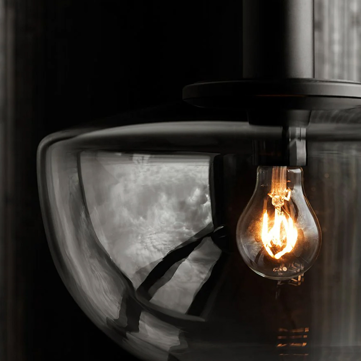 Audo Bank Pendelleuchte Nahaufnahme 103743