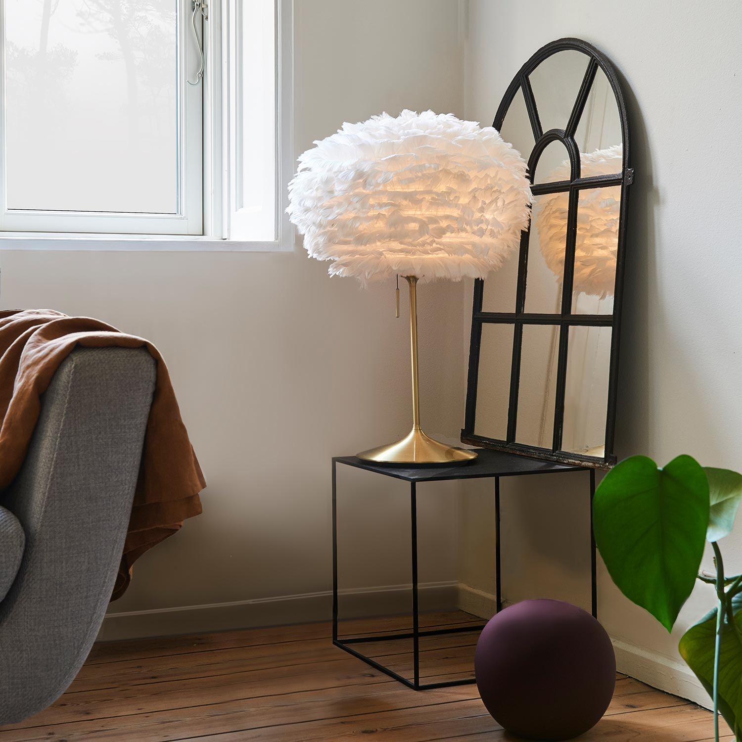 UMAGE - EOS mini weiß + Santé Tisch schwarz