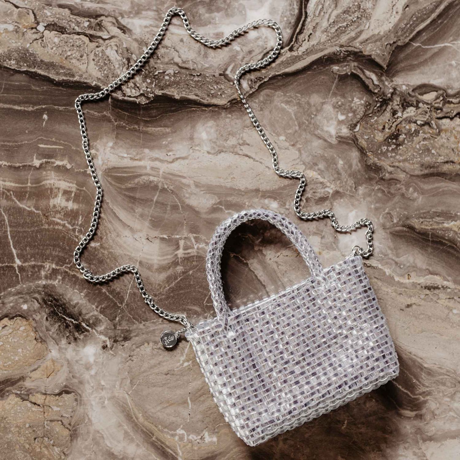 Handed By - Gigi Handtasche silber