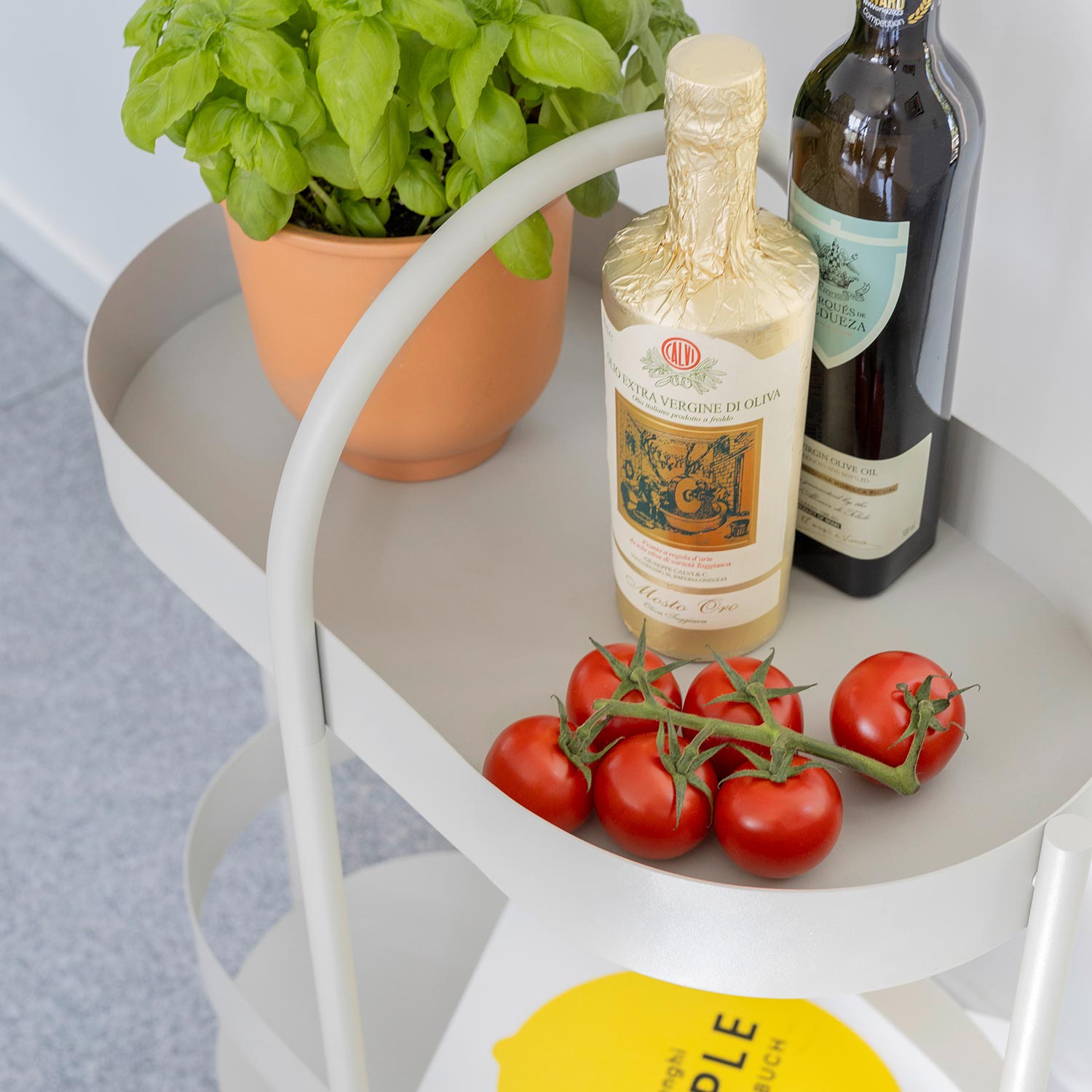 REMEMBER - Beistellkonsole Barbara grün