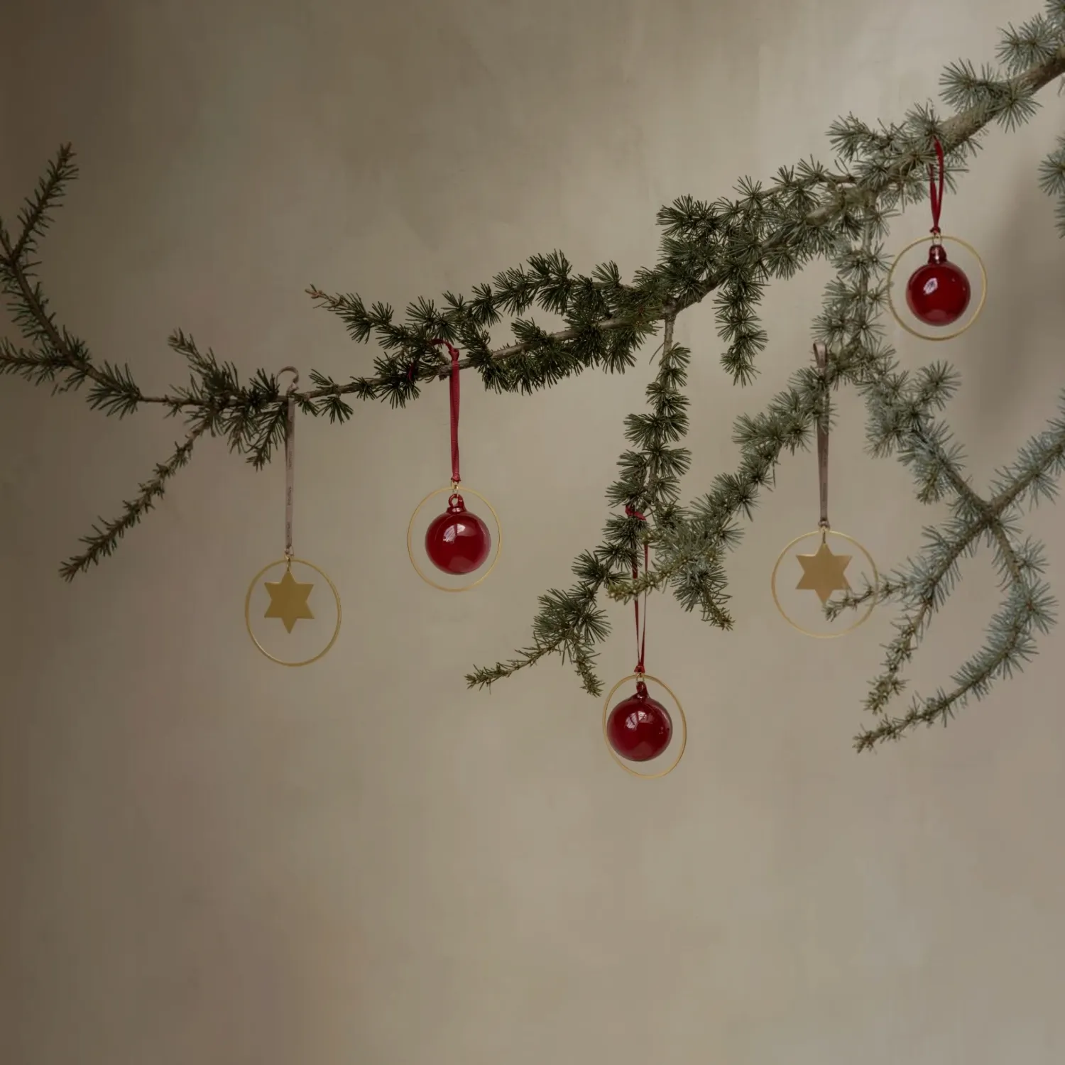 blomus - KITAI Weihnachtsschmuck Sterne 4er-Set gold