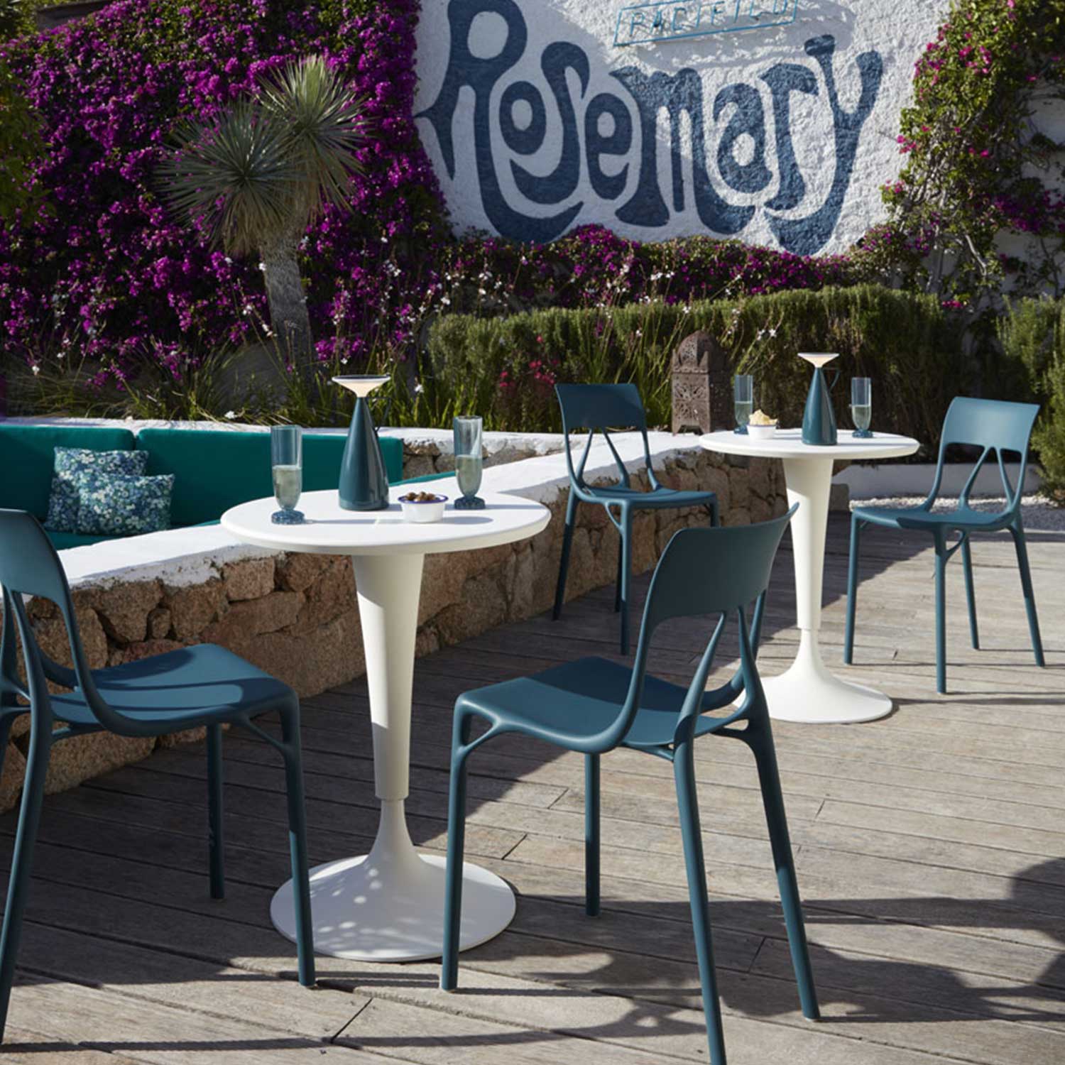 Kartell - A.I. light Stuhl hellbraun