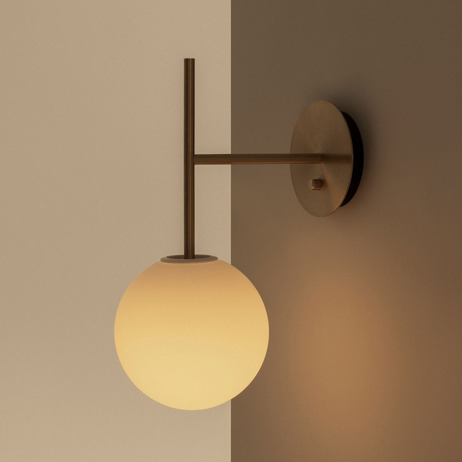 Audo - TR Bulb Wandleuchte gebürstetes Messing