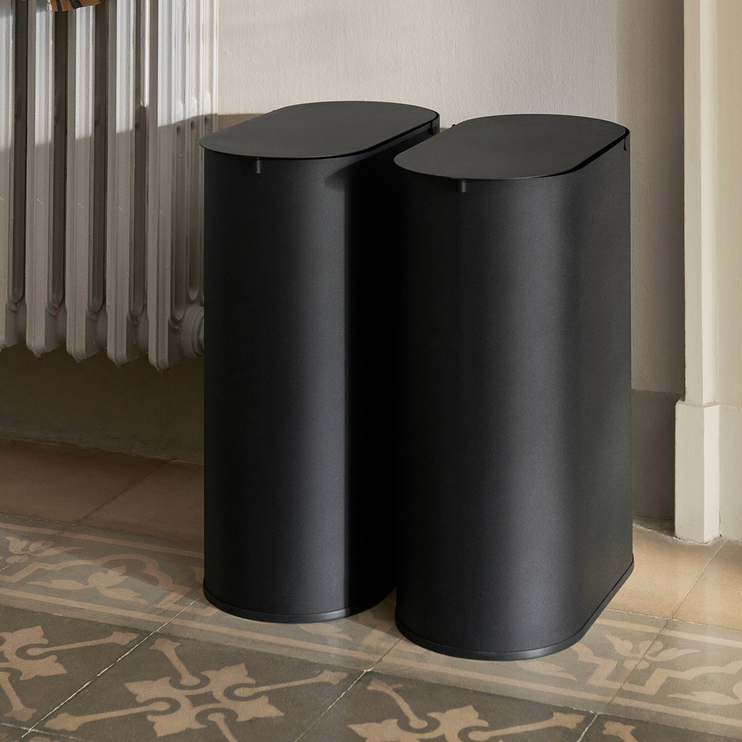 ferm living enkel muelleimer schwarz flur 90824