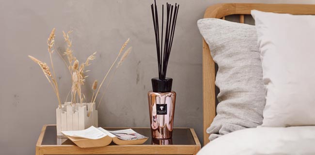 Baobab Collection Raumduft Diffusor am Bett