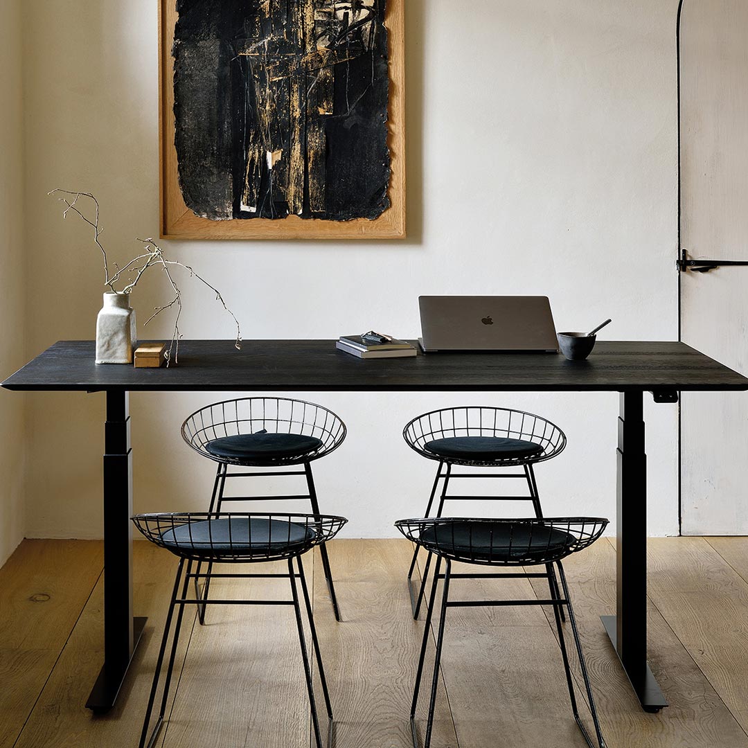 ethnicraft bok tischplatte verstellbarer schreibtisch schwarz ambiente niedrig 84318