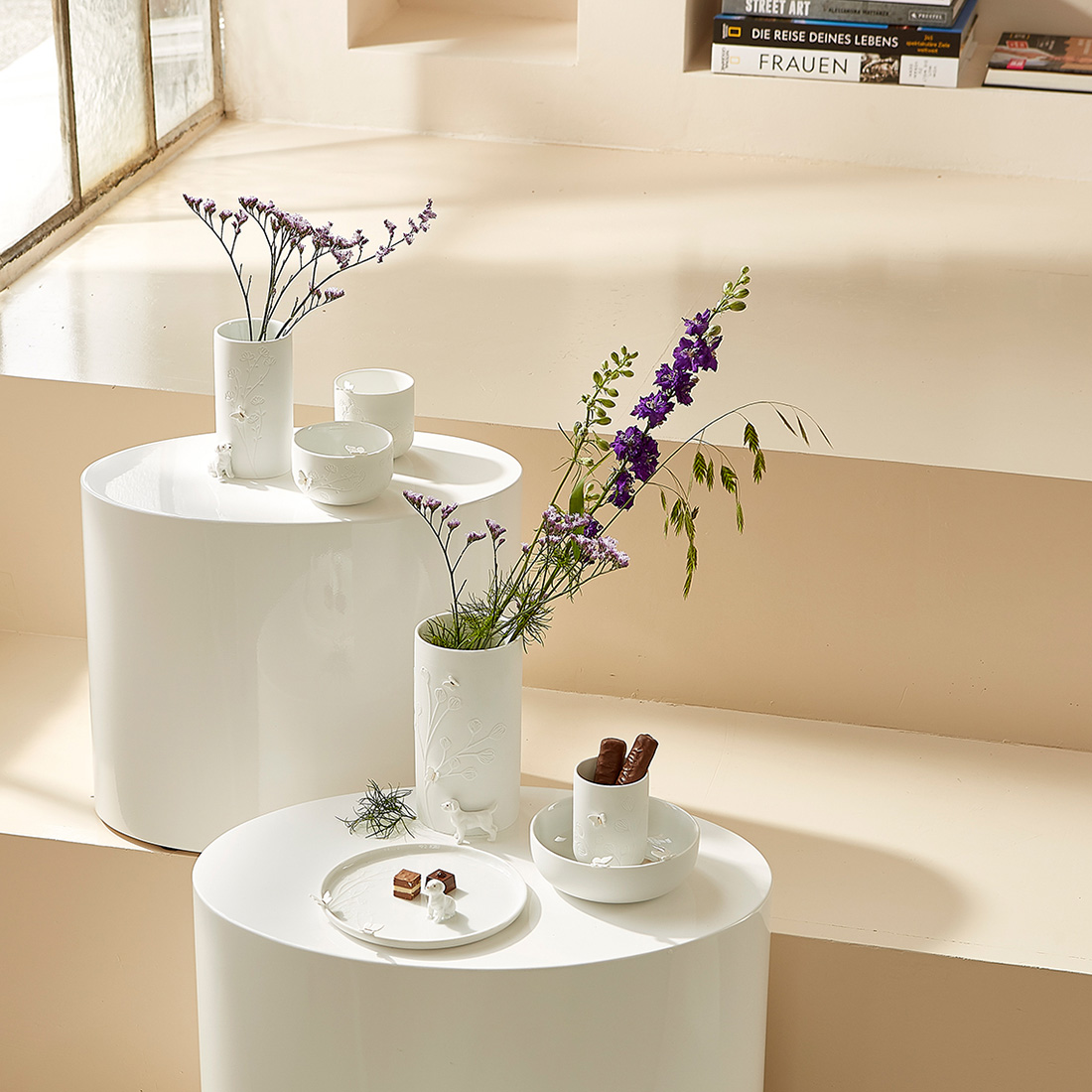 Räder Design - Porzellangeschichten Vase Hund sitzend