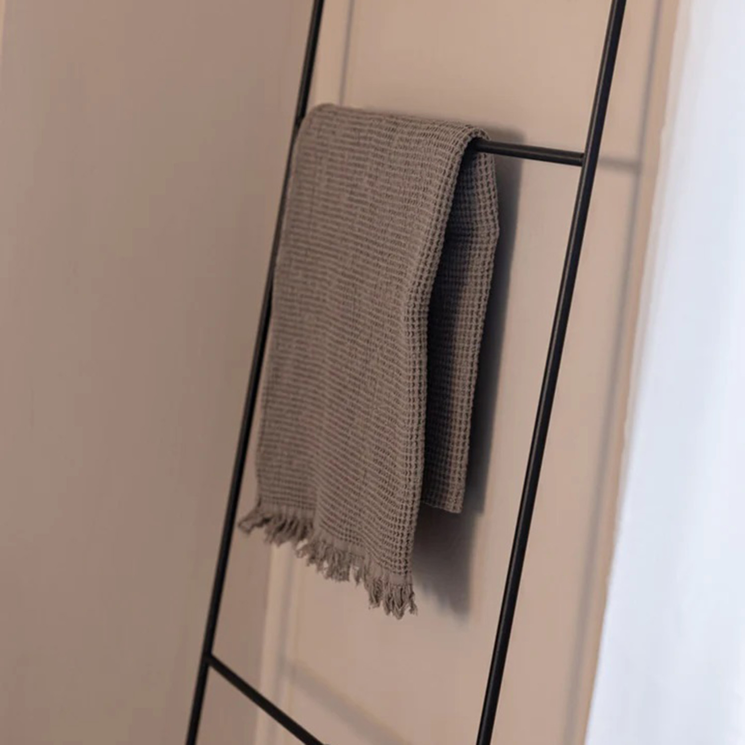 metallbude estina handtuchleiter schwarz angelehnt 96702