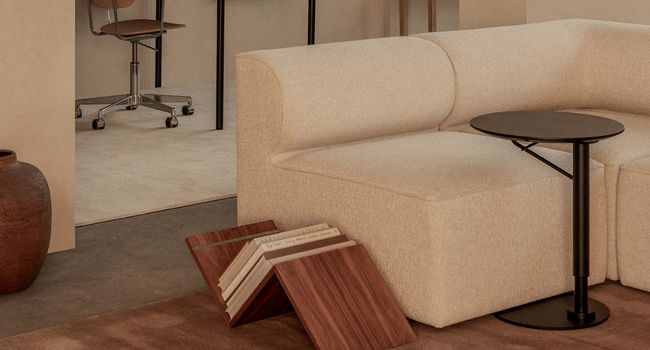 Audo Tisch Branch Beistelltisch am Sofa