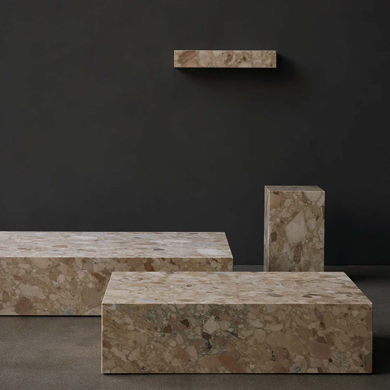Audo - Plinth Podium cube sand