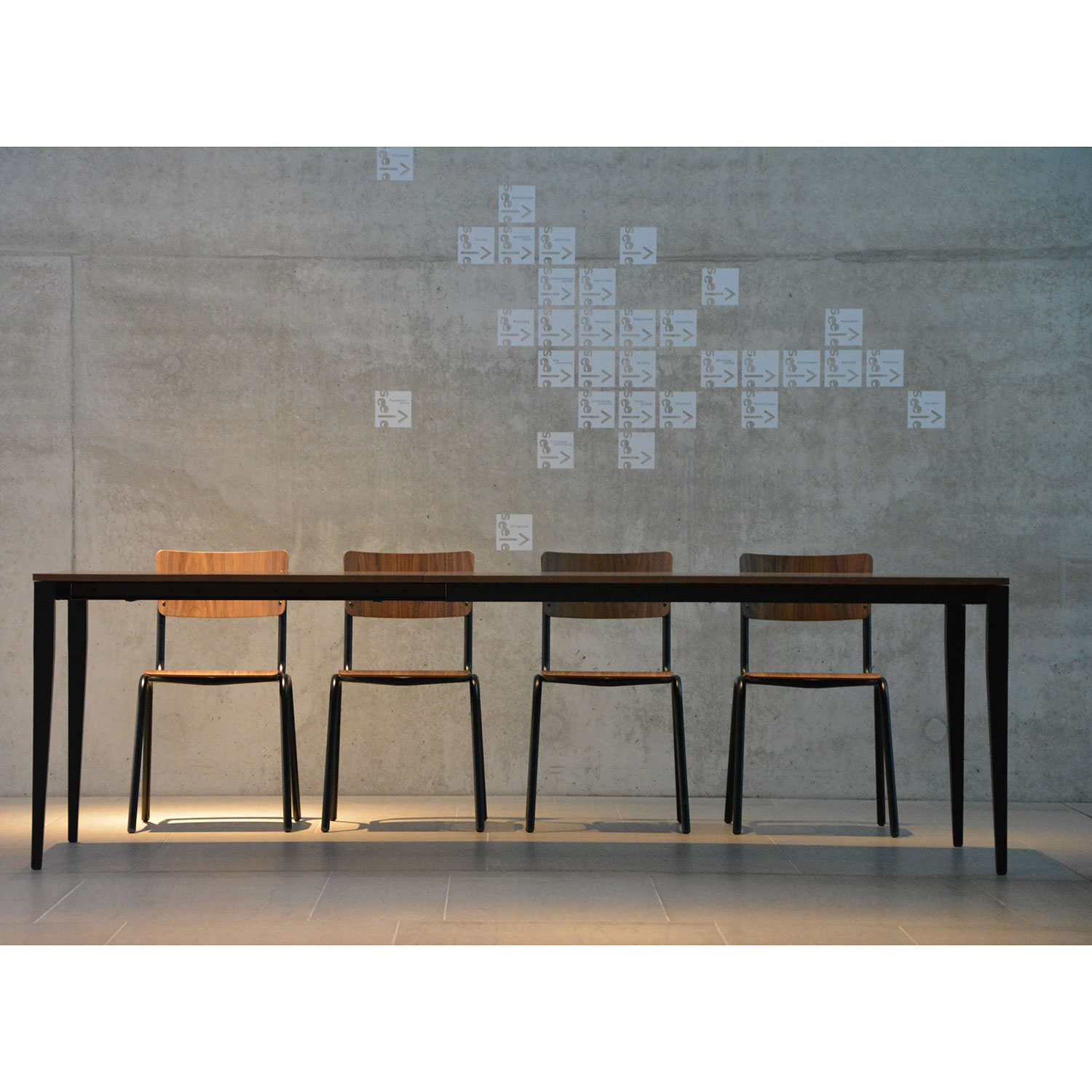 jan kurtz jupiter tisch nussbaum schwarz ausgezogen 65206