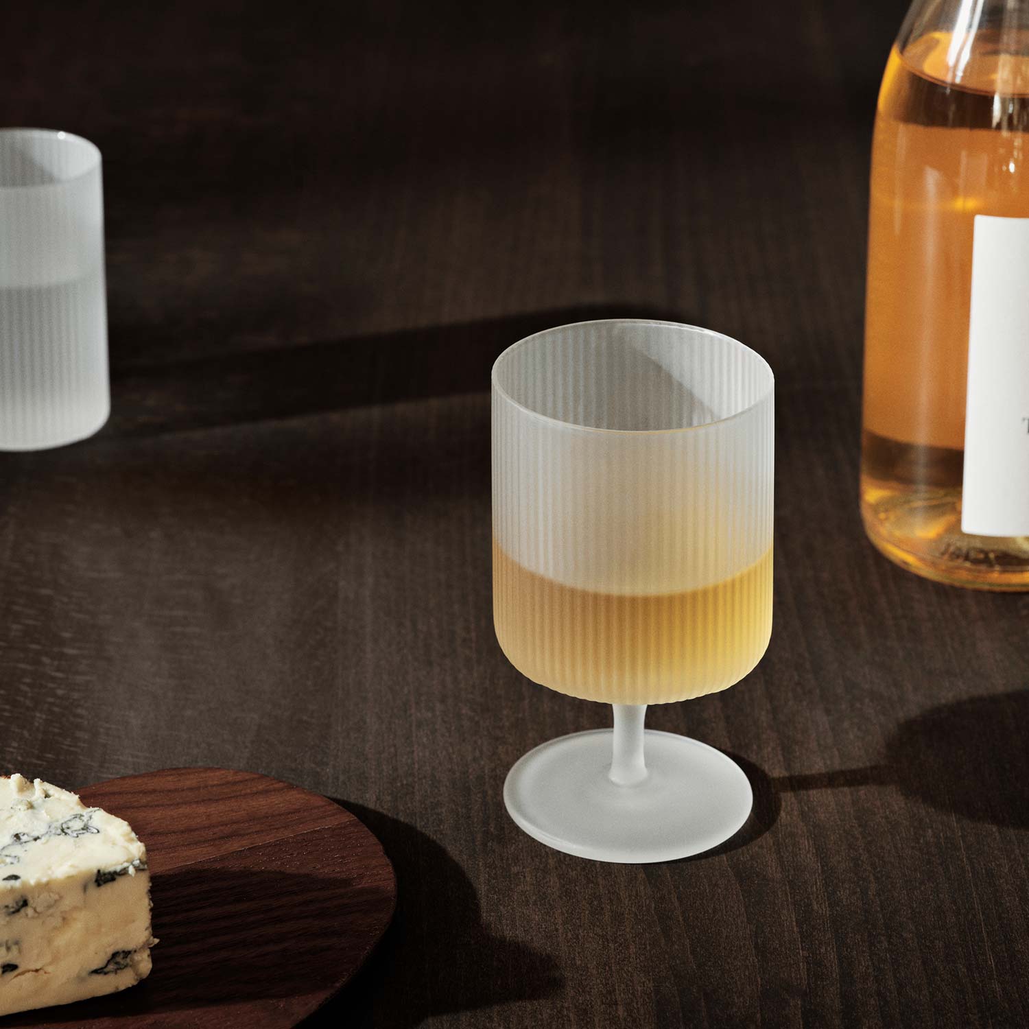 fermLIVING Weinglaeser Ripple matt 1104269329 101549